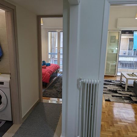 Lavender-Emma Cosy Apartment Near City Center Atenas Exterior foto